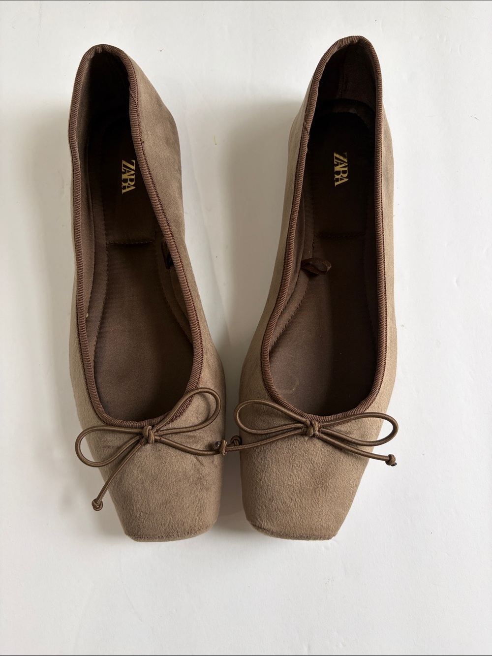Zara Taupe Square-Toe Ballet Flats with Bow